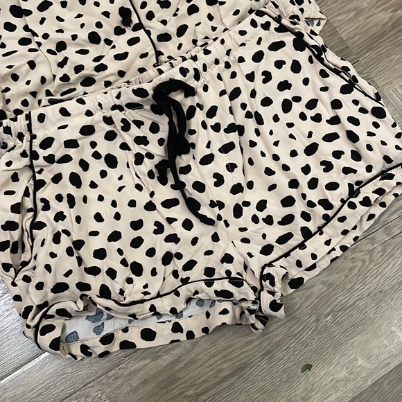 Leopard Pj set - Picture 2 of 3